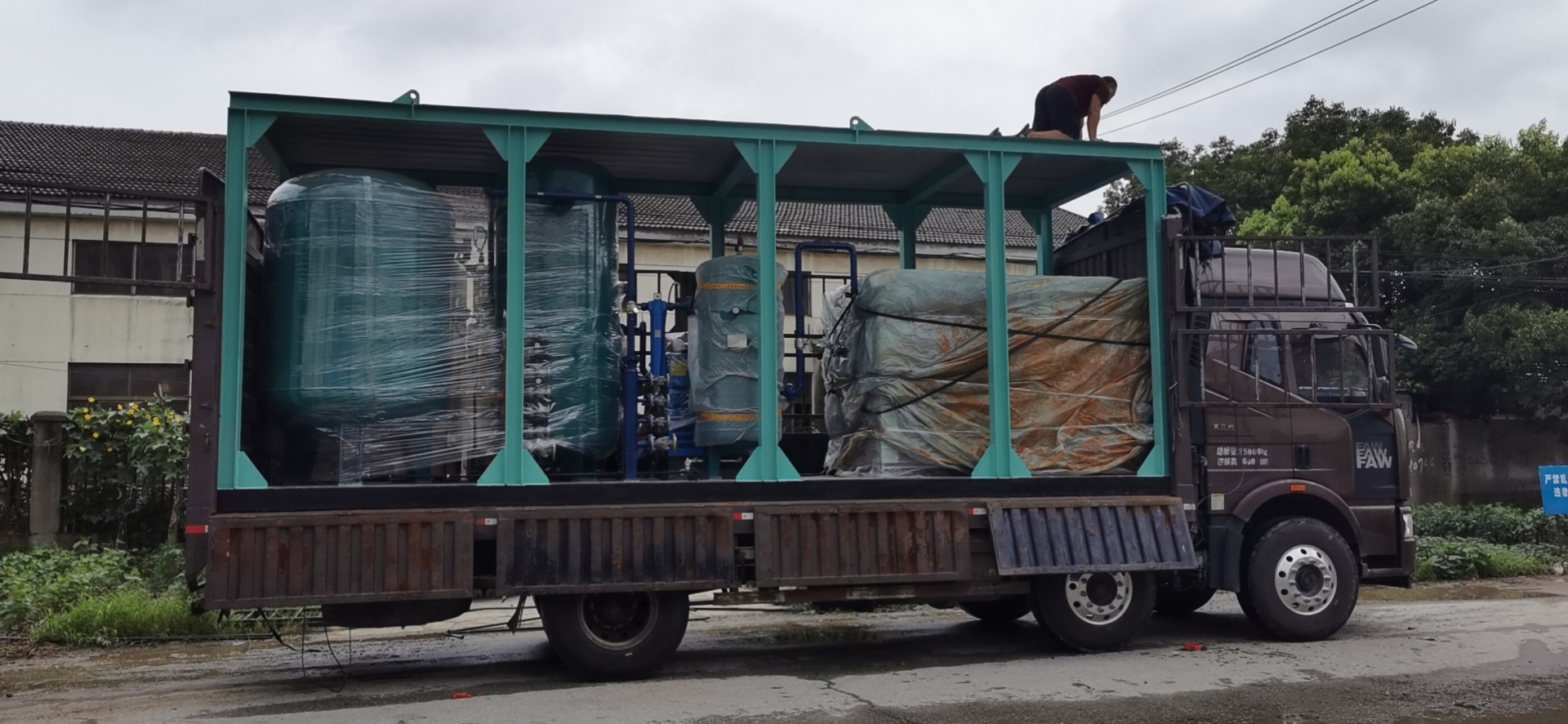 ����ר�÷������Ƶ����豸